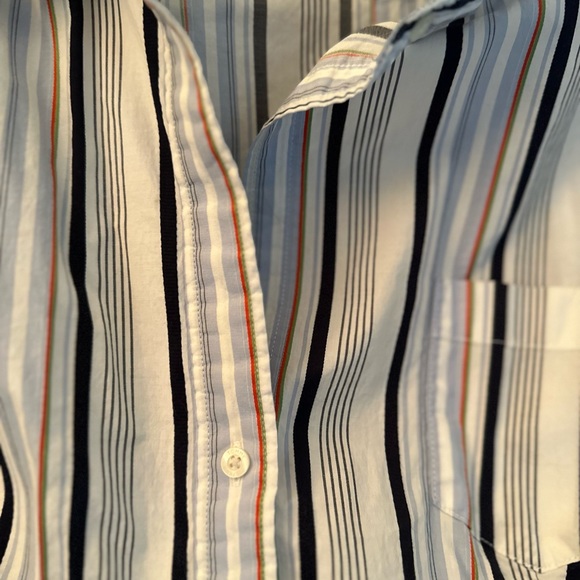 Tommy Hilfiger button up blouse as good as new. - Picture 3 of 5